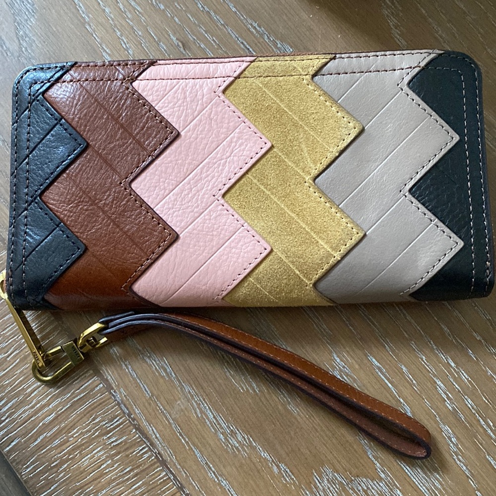 Fossil Wristlet